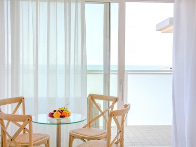 Suite mit Küche und Meerblick (2 Terrassen)